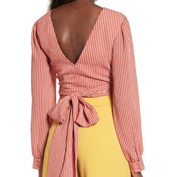 Chriselle x J.O.A. Tie-Waist top - Picture 2 of 12